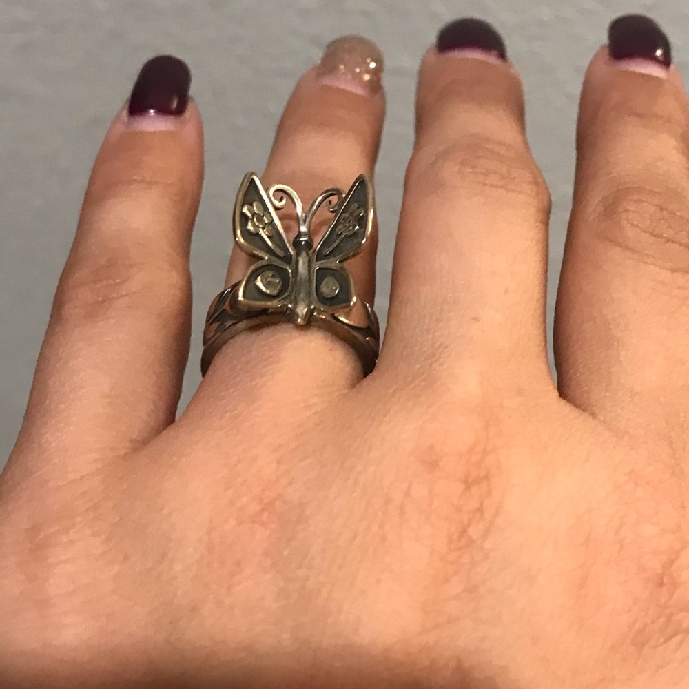 James Avery Mariposa Ring size 5.5-6